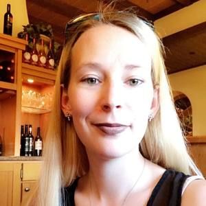 Meet your Posher, Karla